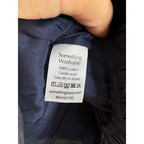 Something navy Audrey peplum top with embroidered details size XL - Picture 8 of 9